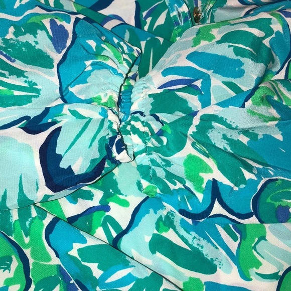 Lilly Pulitzer xsmall blue shell print silk top - Picture 7 of 8